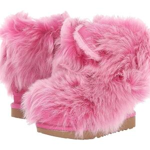 UGG Kids Pink Fluffy Boots (8)
